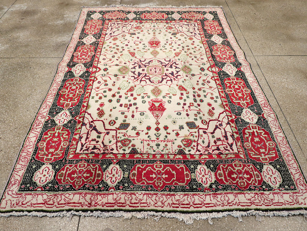 Antique Indian Agra Carpet, No.8951 - Galerie Shabab