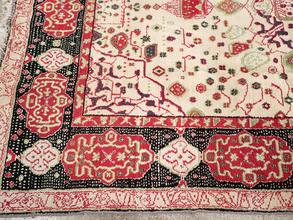 Antique Indian Agra Carpet, No.8951 - Galerie Shabab