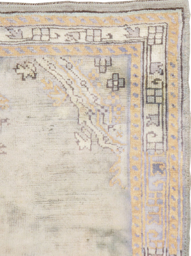 Antique Turkish Oushak Rug, No.8964 - Galerie Shabab