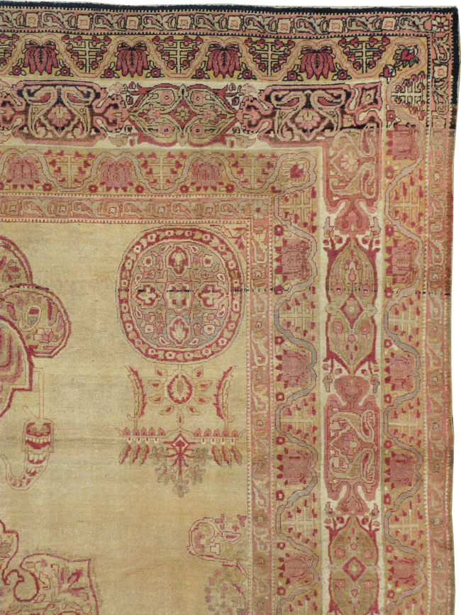 Antique Persian Lavar Kerman Accent Carpet, No.8979 - Galerie Shabab