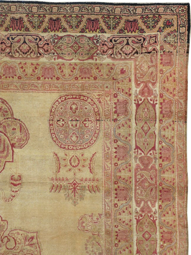 Antique Persian Lavar Kerman Accent Carpet, No.8979 - Galerie Shabab