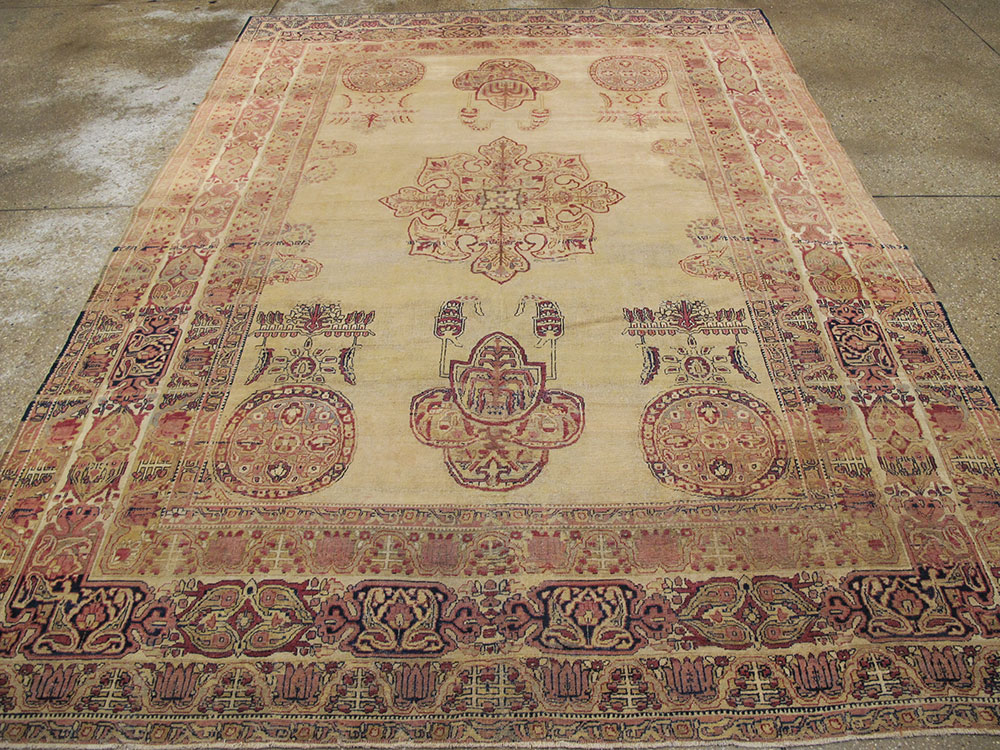 Antique Persian Lavar Kerman Accent Carpet, No.8979 - Galerie Shabab