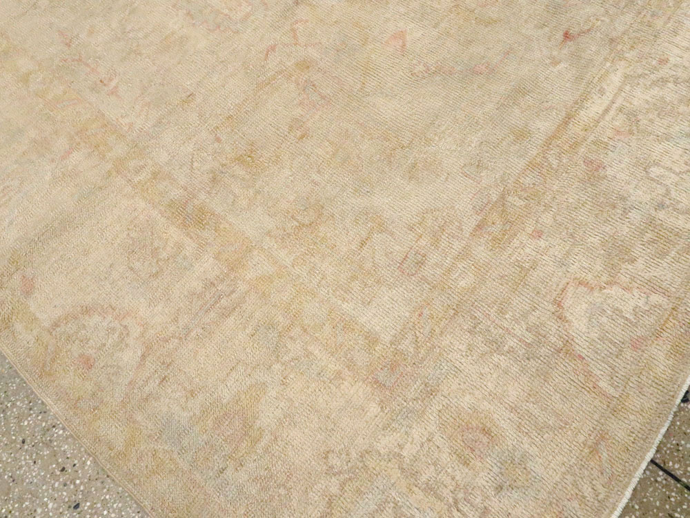 Antique Turkish Oushak Room Size Carpet, No.8983 - Galerie Shabab