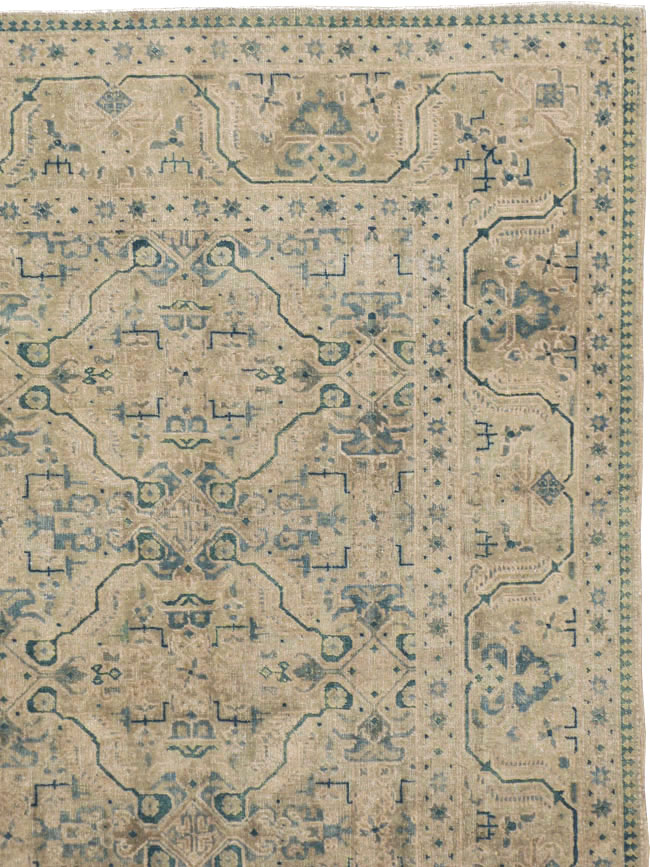 Antique Persian Tabriz Carpet, No.8996 - Galerie Shabab