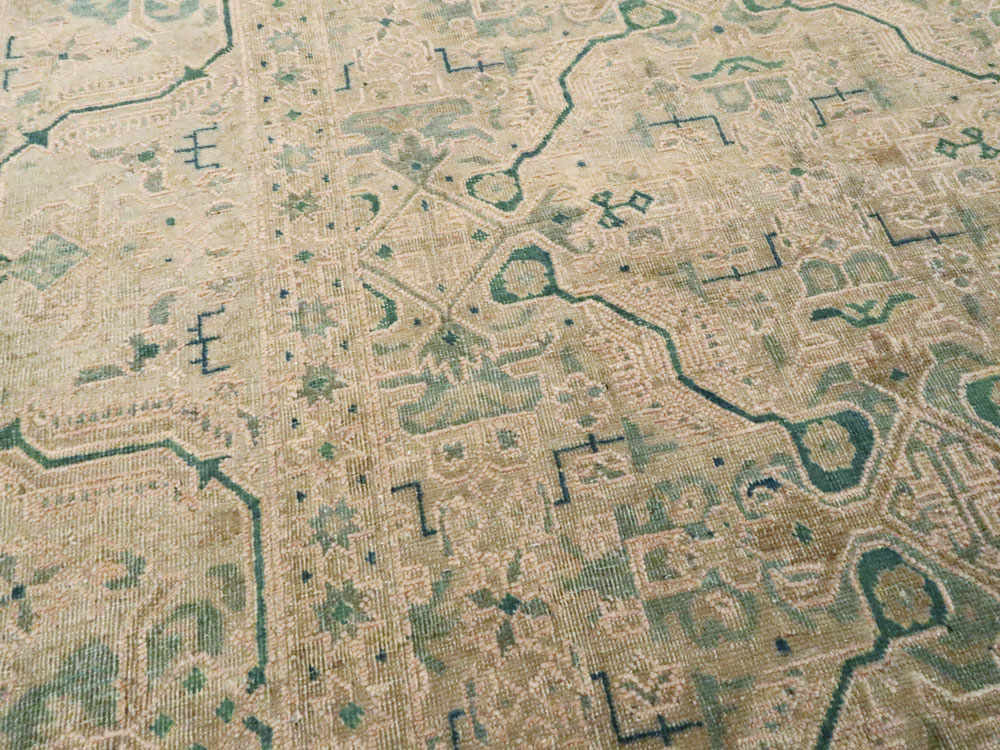Antique Persian Tabriz Carpet, No.8996 - Galerie Shabab