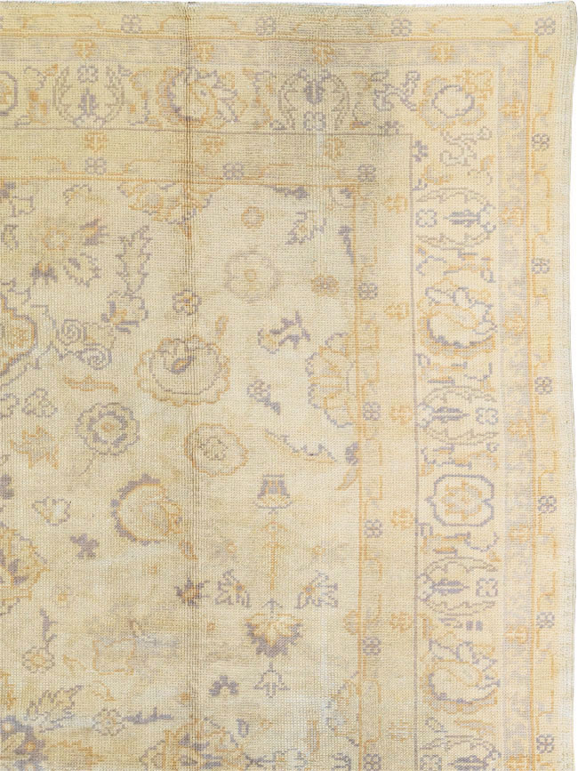 Antique Turkish Oushak Carpet, No.9010 - Galerie Shabab