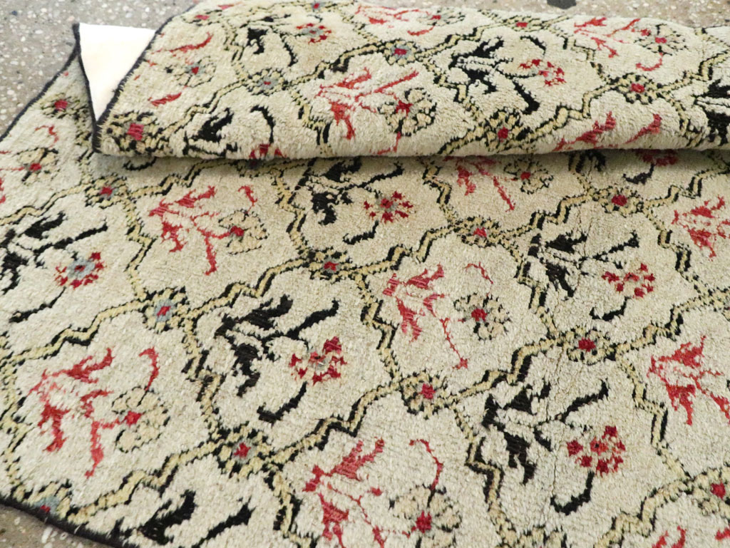 Vintage Indian Agra Runner, No.9028 - Galerie Shabab