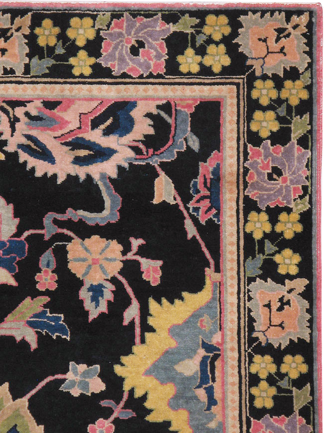 Vintage Indian Lahore Accent Rug, No.9049 - Galerie Shabab