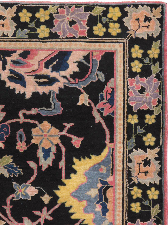 Vintage Indian Lahore Accent Rug, No.9049 - Galerie Shabab