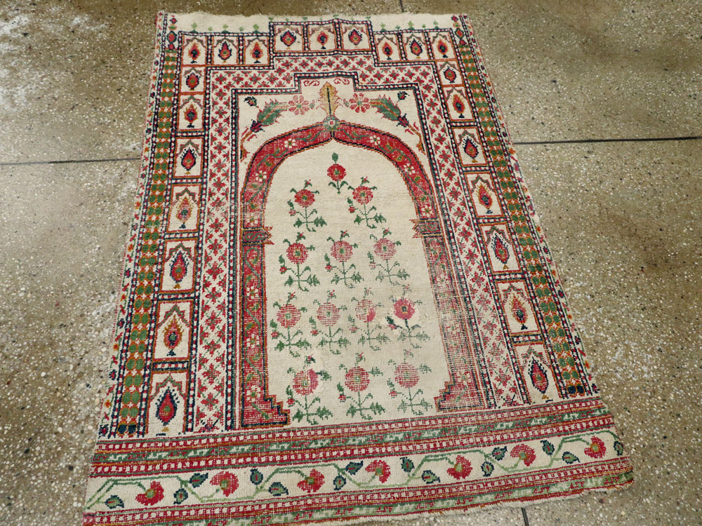 Vintage Indian Cotton Agra Carpet, No.9058 - Galerie Shabab