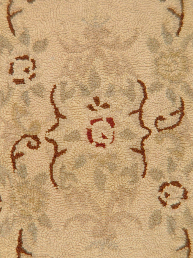 Vintage American Hooked Throw Rug, No.9066 - Galerie Shabab