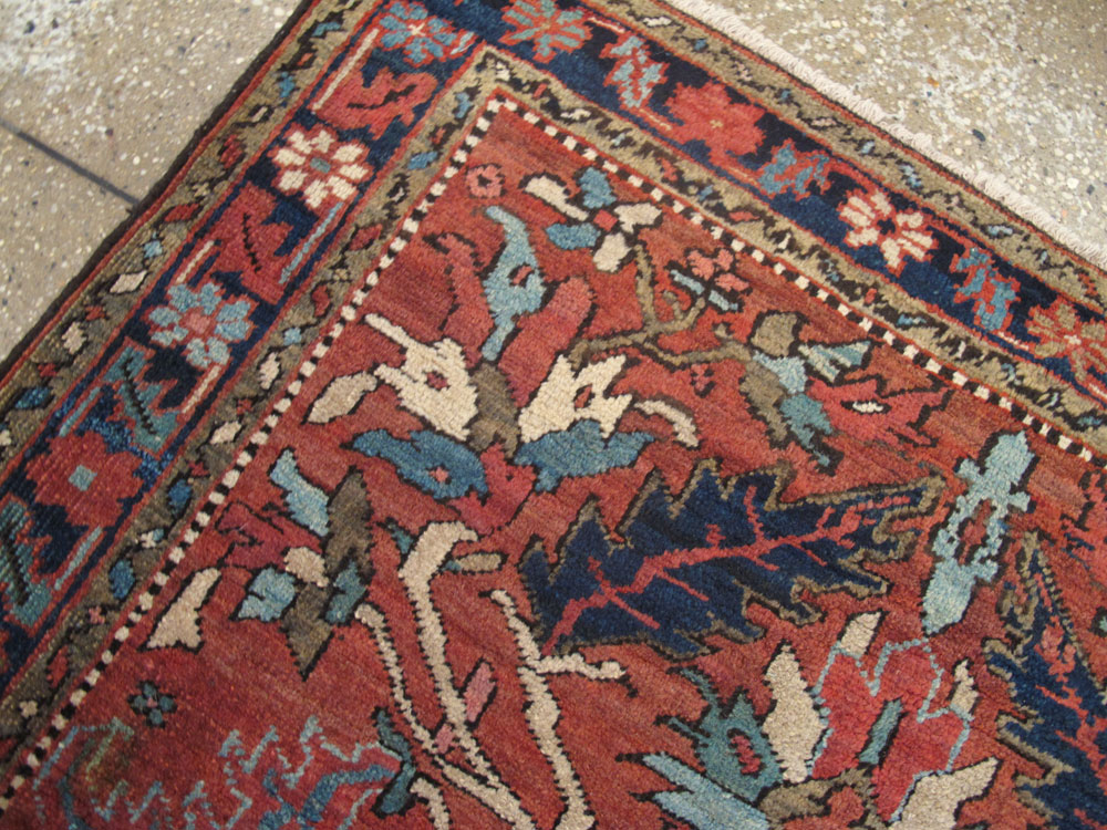 Antique Persian Heriz Rug, No.9072 - Galerie Shabab