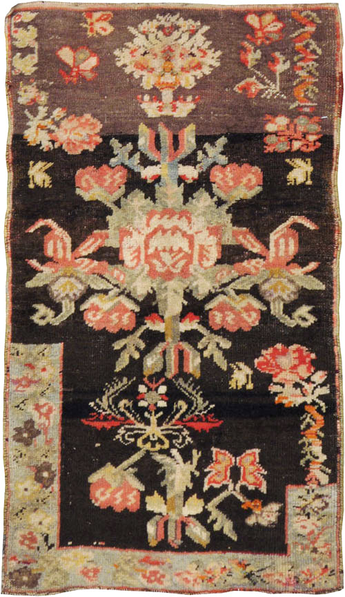 Antique Caucasian Karabagh Rug, No.9082 - Galerie Shabab
