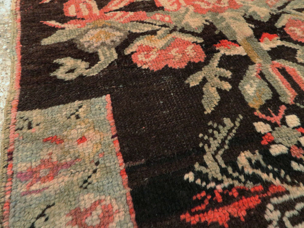 Antique Caucasian Karabagh Rug, No.9082 - Galerie Shabab