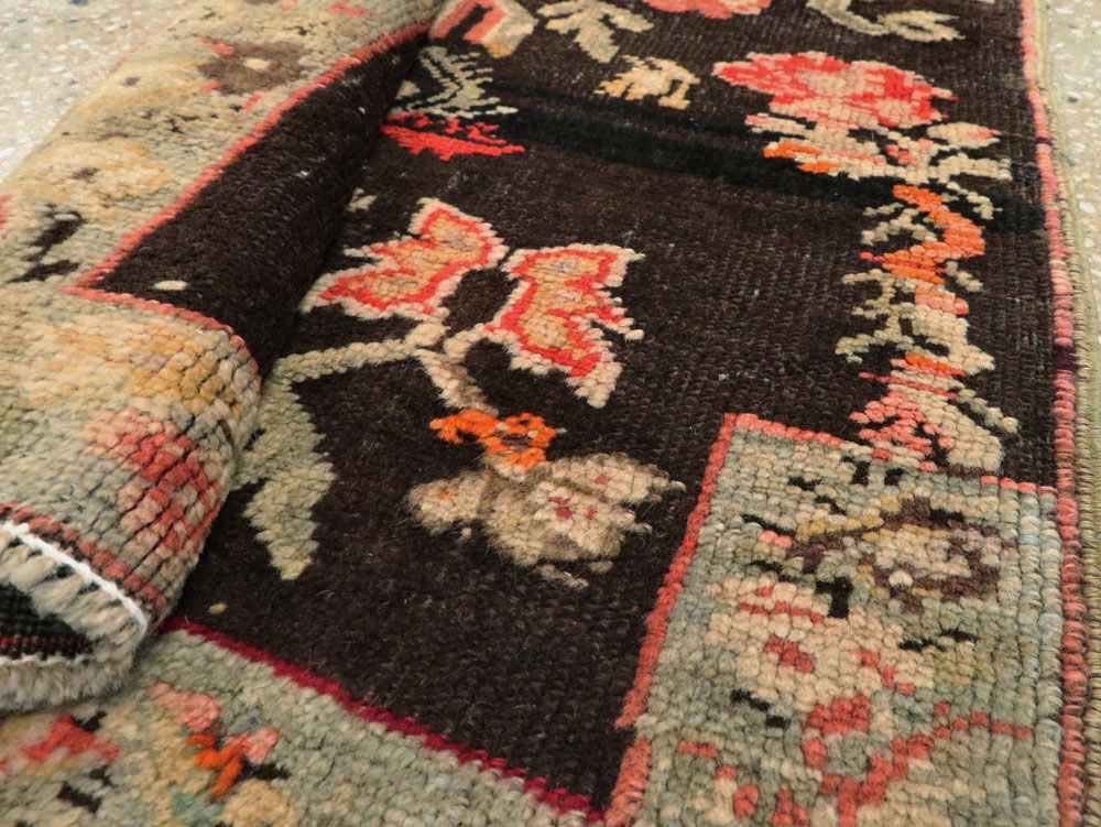 Antique Caucasian Karabagh Rug, No.9082 - Galerie Shabab