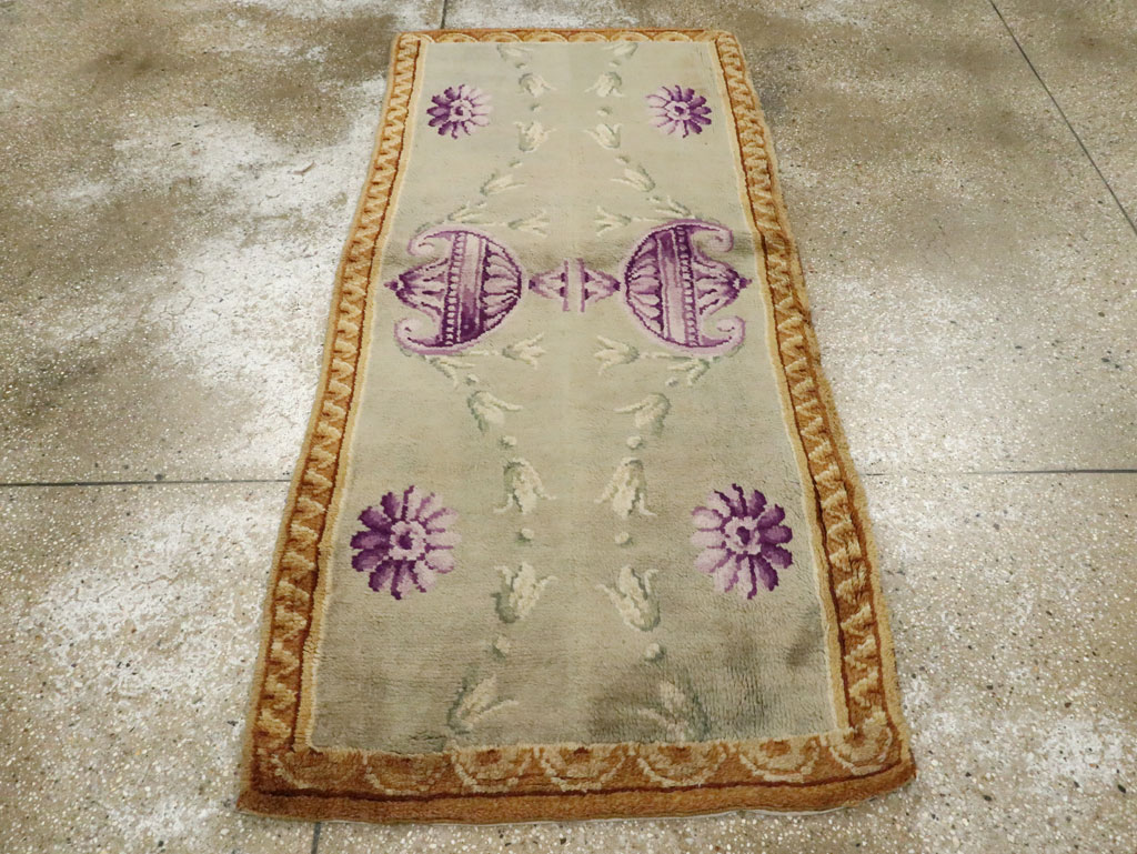 Antique French Savonnerie Rug, No.9092 - Galerie Shabab