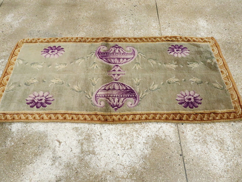 Antique French Savonnerie Rug, No.9092 - Galerie Shabab