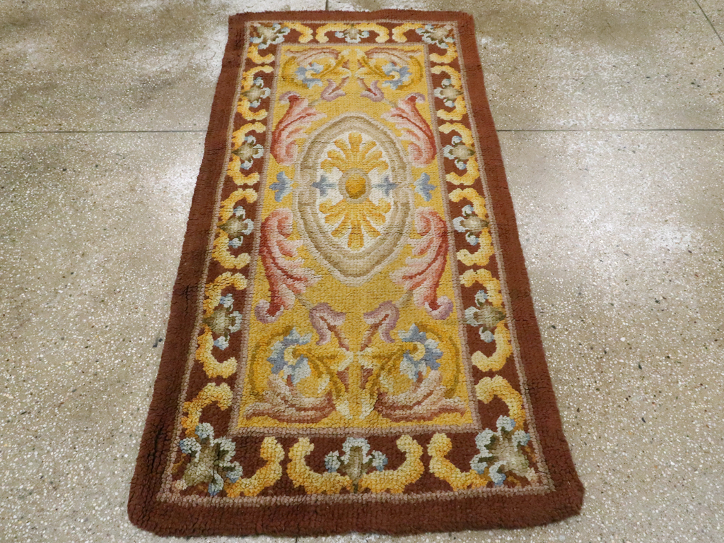 Antique French Savonnerie Rug, No.9099 - Galerie Shabab