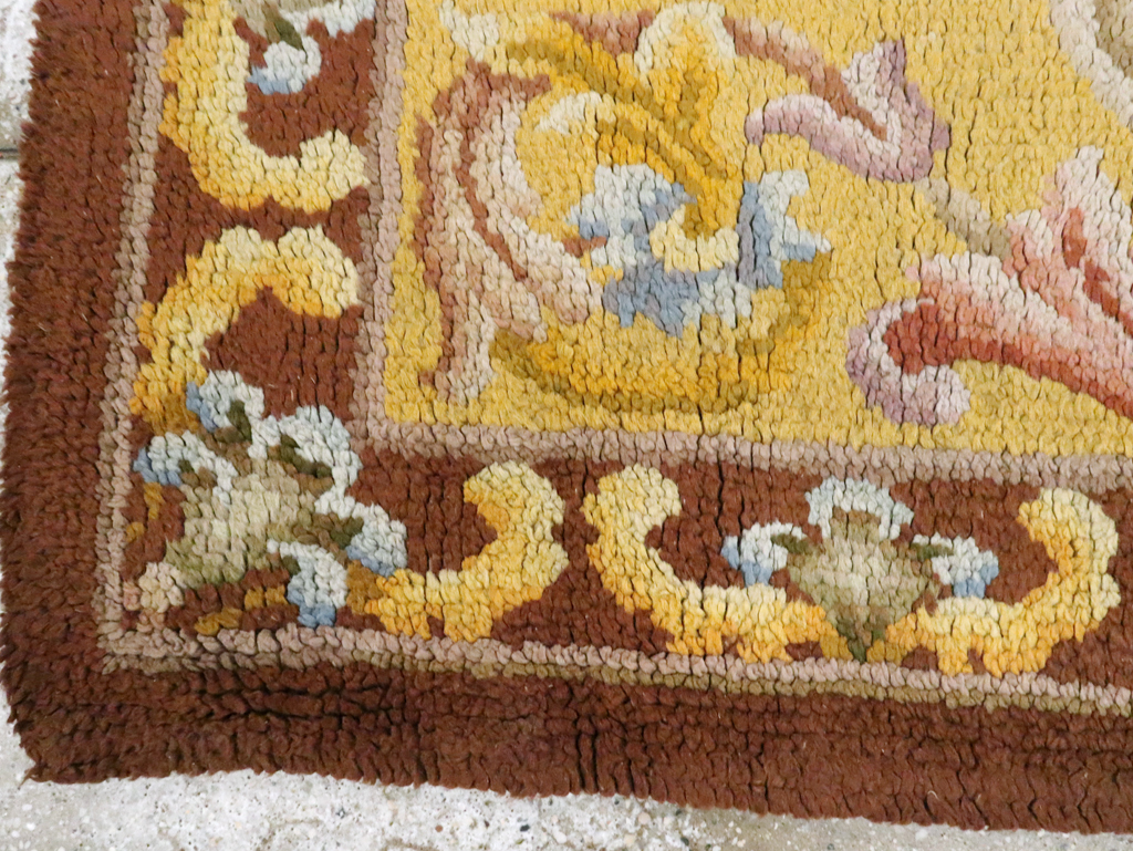 Antique French Savonnerie Rug, No.9099 - Galerie Shabab