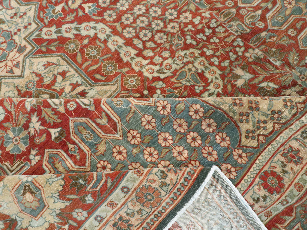 Antique Persian Tabriz Carpet, No.9117 - Galerie Shabab