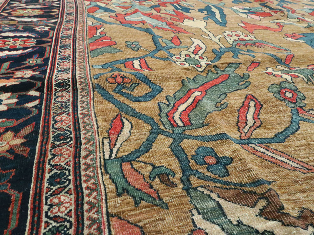 Antique Persian Sarouk Fereghan Carpet, No.9158 - Galerie Shabab