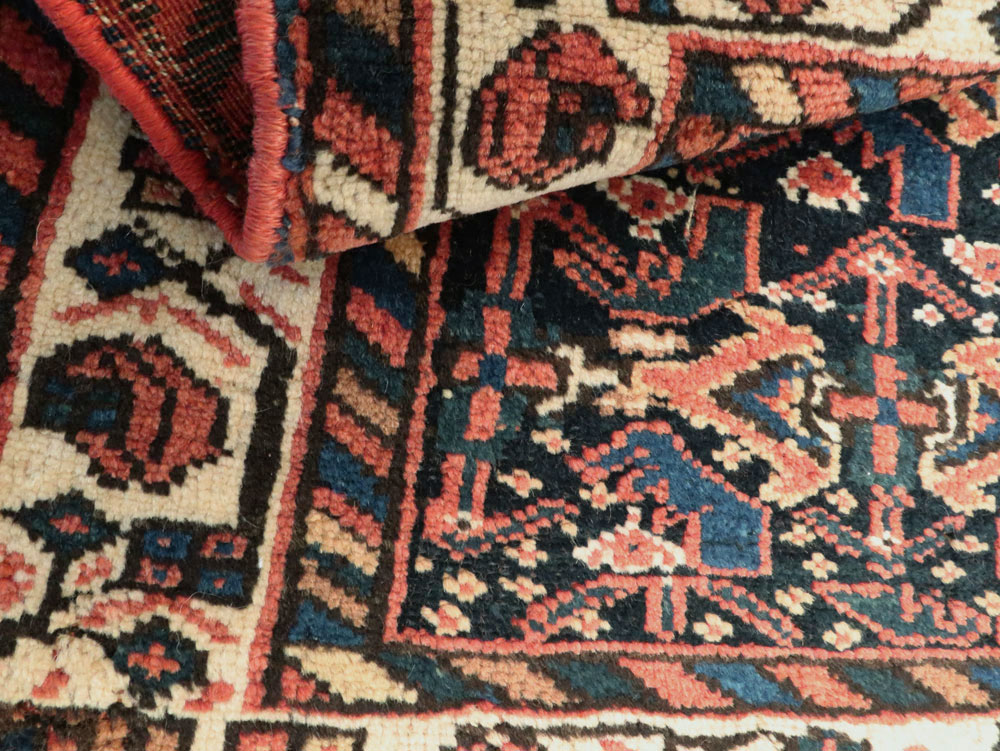 Antique Persian Afshar Rug, No.9178 - Galerie Shabab