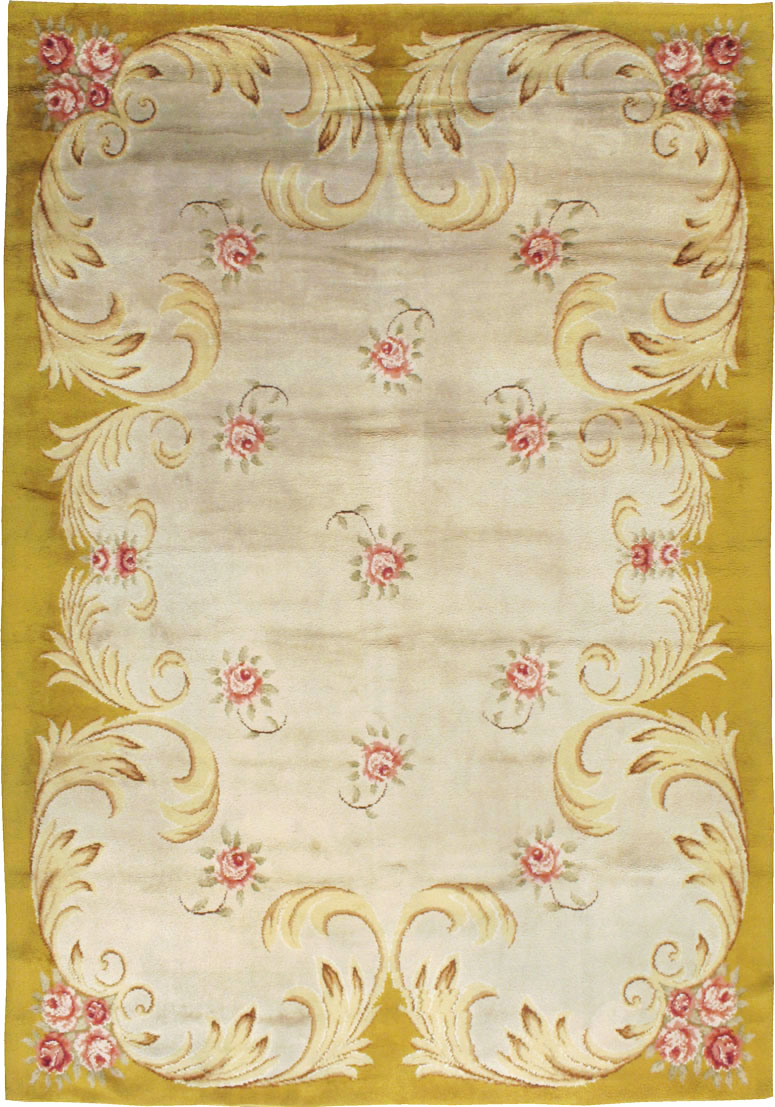 Vintage European Savonnerie Carpet, No.9212 - Galerie Shabab