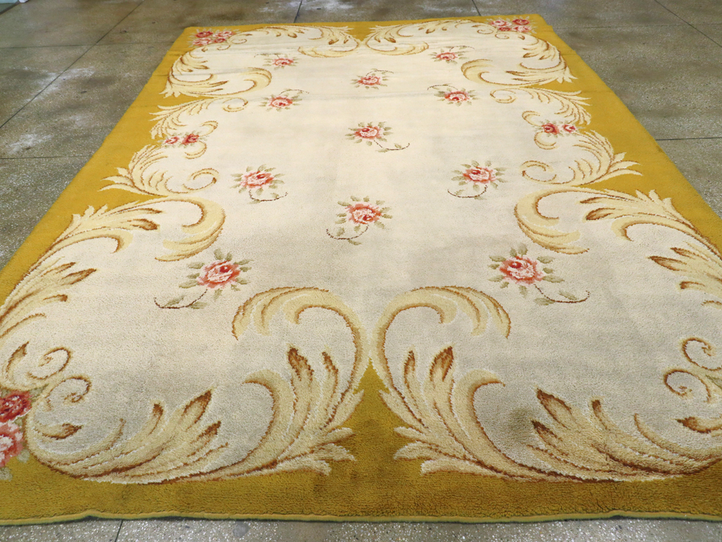 Vintage European Savonnerie Carpet, No.9212 - Galerie Shabab