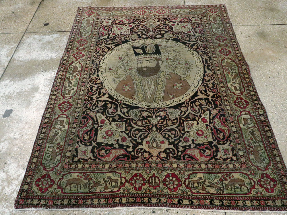 Antique Persian Isfahan Pictorial Carpet, No.9223 - Galerie Shabab