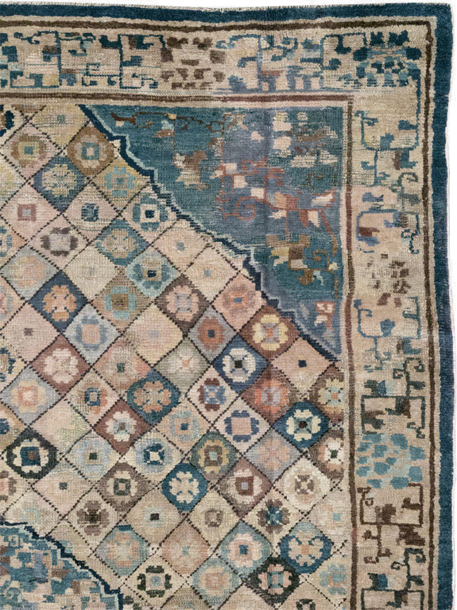 Antique Chinese Ningxia Accent Rug, No.9227 - Galerie Shabab