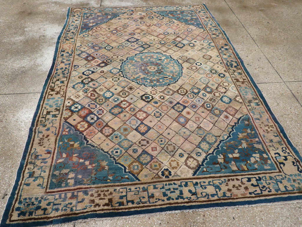 Antique Chinese Ningxia Accent Rug, No.9227 - Galerie Shabab