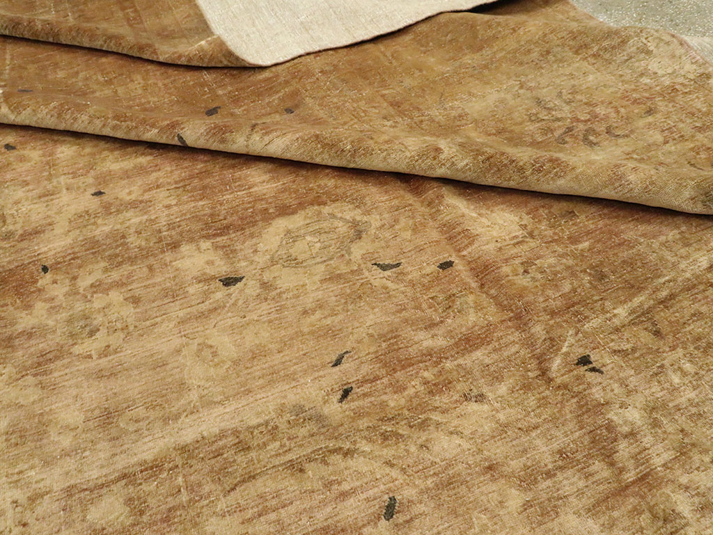 Antique Persian Kashan Rug, No.9236 - Galerie Shabab