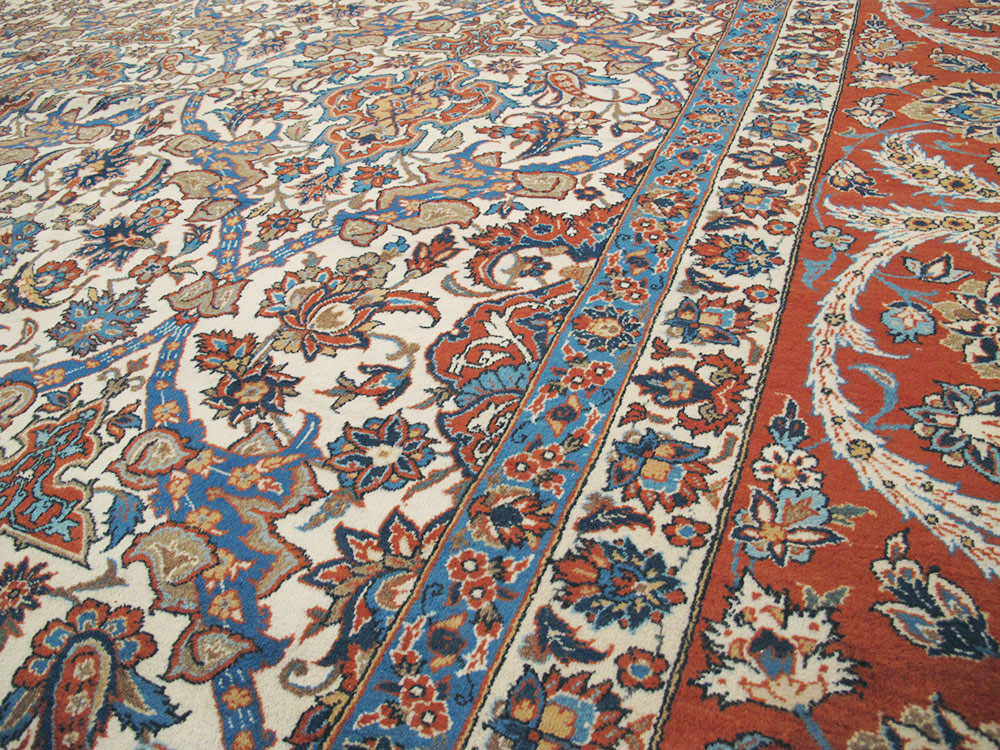 Vintage Persian Isfahan Carpet, No.9238 - Galerie Shabab