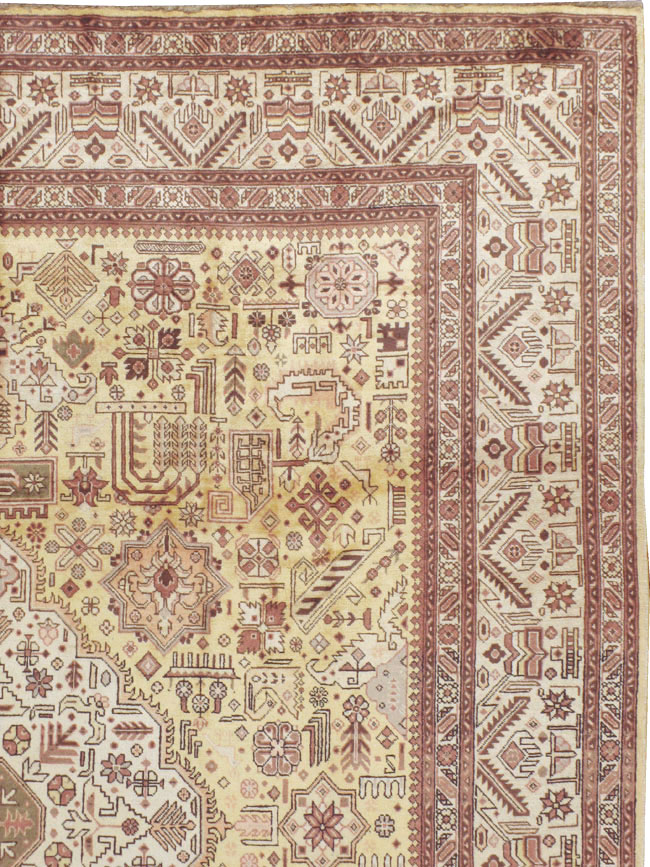 Vintage Persian Tabriz Carpet, No.9259 - Galerie Shabab