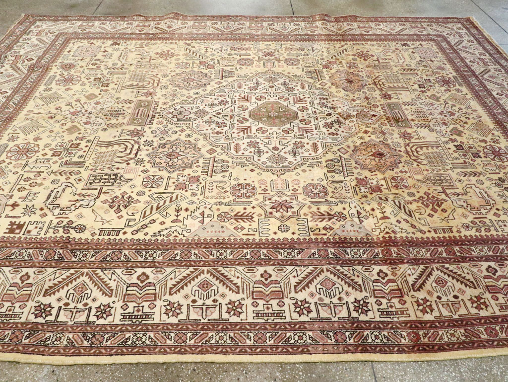 Vintage Persian Tabriz Carpet, No.9259 - Galerie Shabab