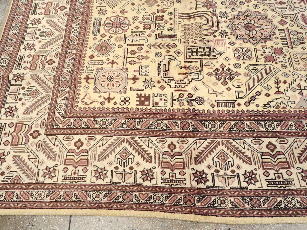 Vintage Persian Tabriz Carpet, No.9259 - Galerie Shabab