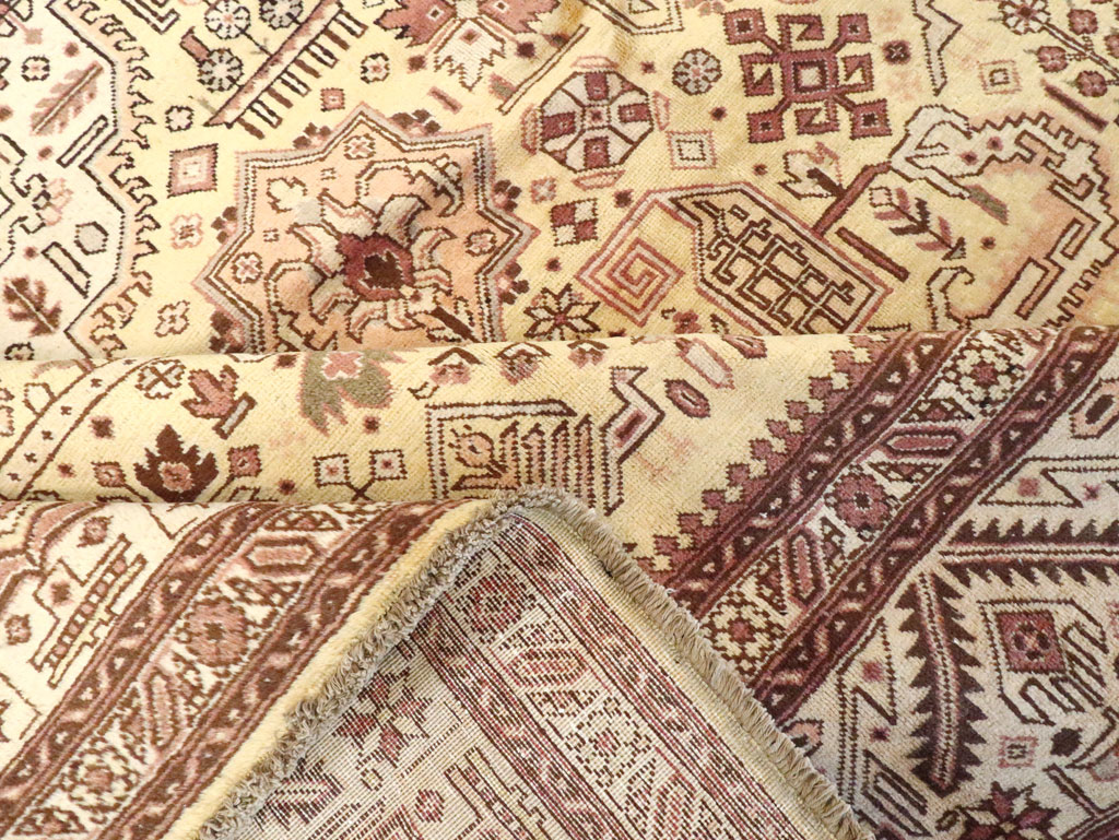 Vintage Persian Tabriz Carpet, No.9259 - Galerie Shabab