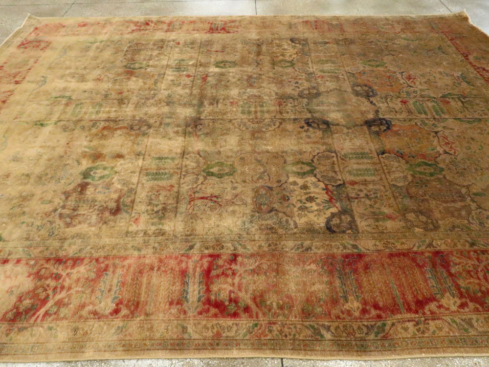 Antique Persian Tabriz Room Size Carpet, No.9334 - Galerie Shabab