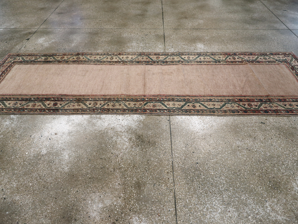 Antique Persian Mahal Runner, No.9336 - Galerie Shabab