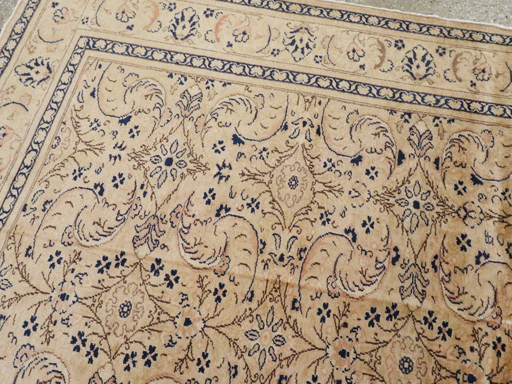 Vintage Turkish Sivas Room Size Carpet, No.9367 - Galerie Shabab