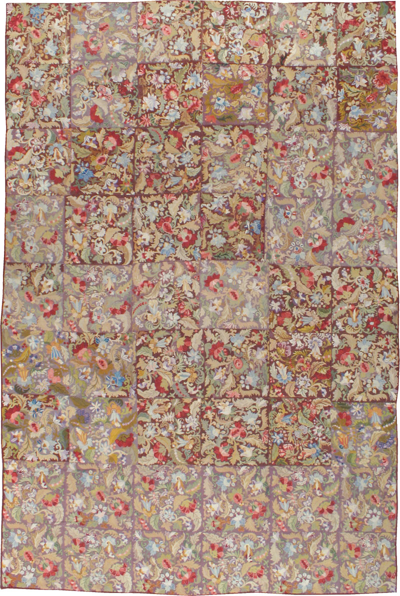 A Needlepoint Carpet, No.9376 - Galerie Shabab