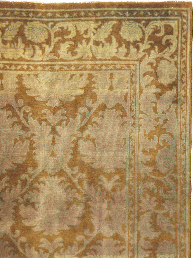 A Lahore Carpet, No.9378 - Galerie Shabab