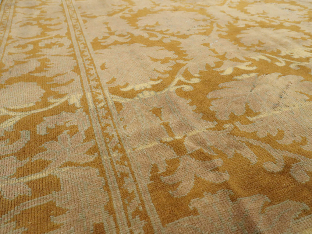 A Lahore Carpet, No.9378 - Galerie Shabab