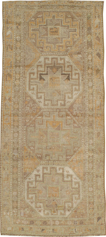 Antique Persian Kurdish Rug, No.9386 - Galerie Shabab