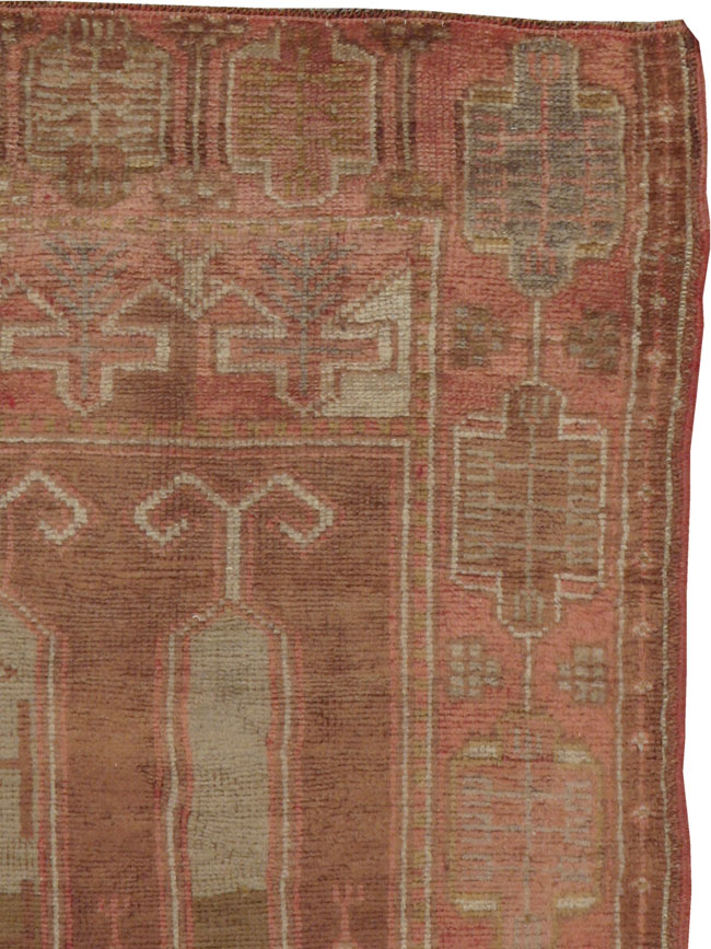 An Oushak Rug, No.9387 - Galerie Shabab
