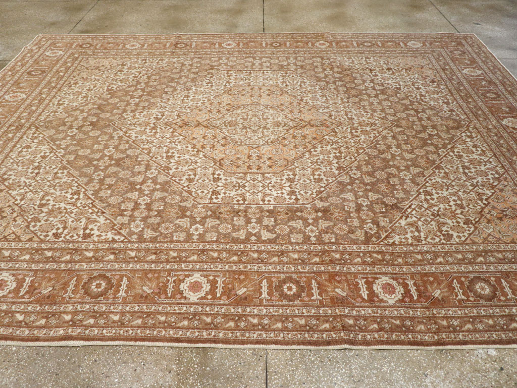Antique Persian Tabriz Carpet, No.9405 - Galerie Shabab