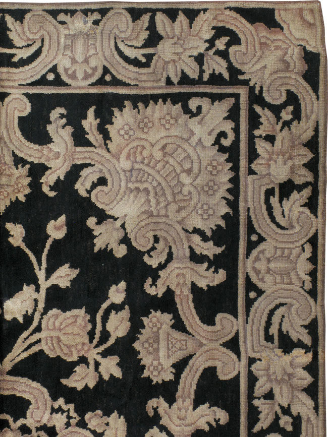 Antique French Savonnerie Room Size Carpet, No.9414 - Galerie Shabab