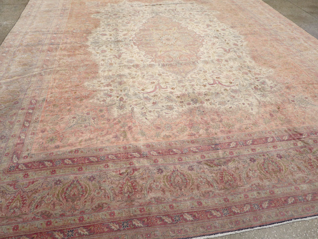 Antique Turkish Sivas Carpet, No.9415 - Galerie Shabab