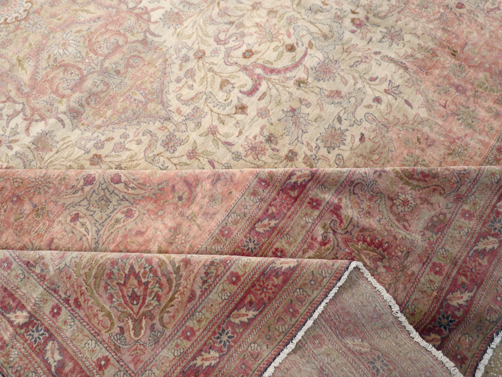 Antique Turkish Sivas Carpet, No.9415 - Galerie Shabab