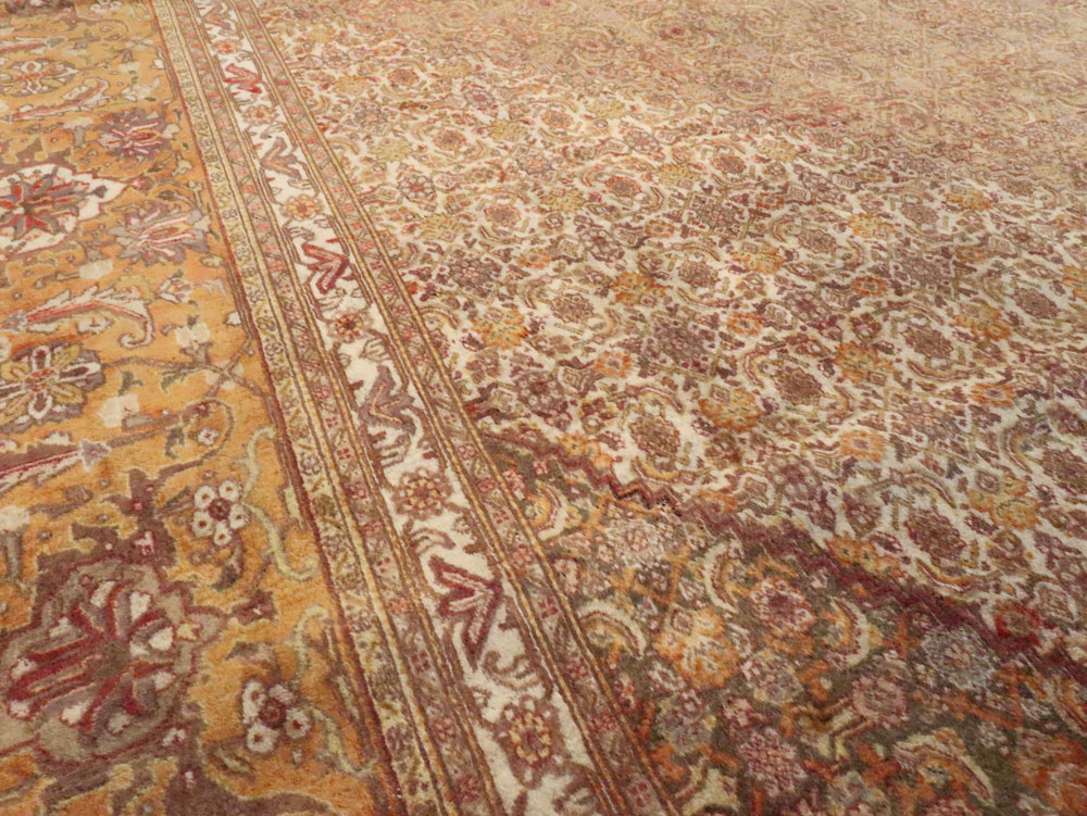 Vintage Persian Tabriz Carpet, No.9422 - Galerie Shabab